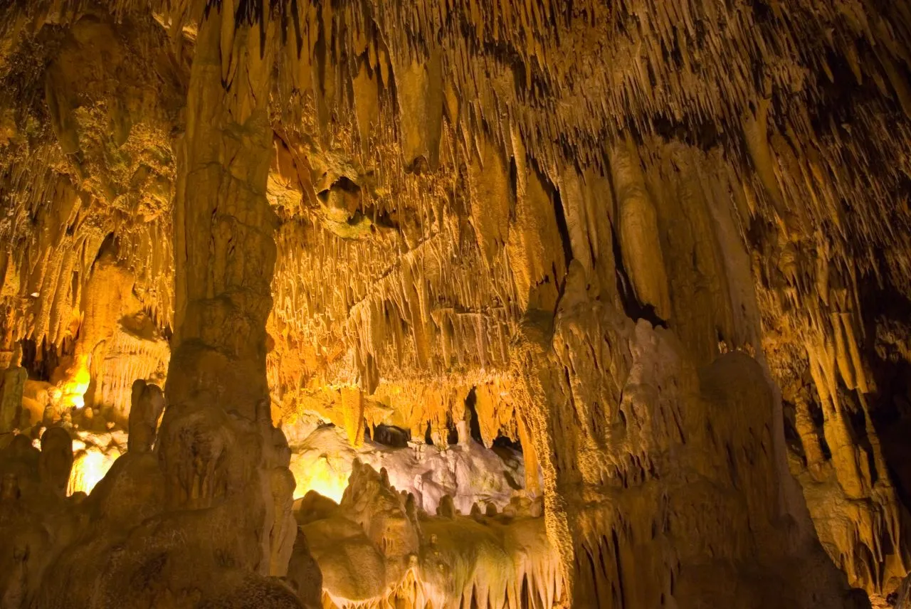Die Damlataş-Höhle (Damlataş Mağarası) in Alanya – ein Naturwunder mit heilendem Mikroklima