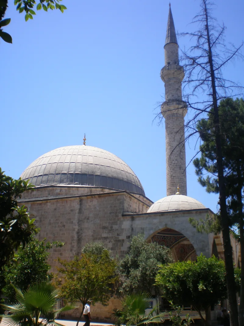 Die Murat-Pascha-Moschee in Istanbul – 15. Jahrhundert im Stadtteil Fatih