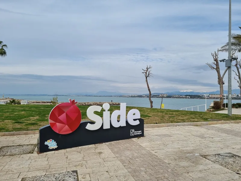 Side: Die antike Stadt und der Apollontempel – Reiseführer für Antalya
