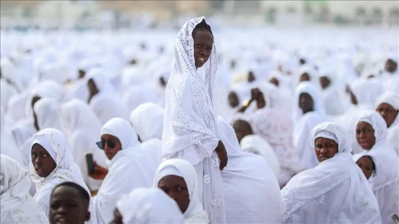 In Senegal wurde das Eid-al-Fitr-Gebet „in weißer Kleidung“ verrichtet