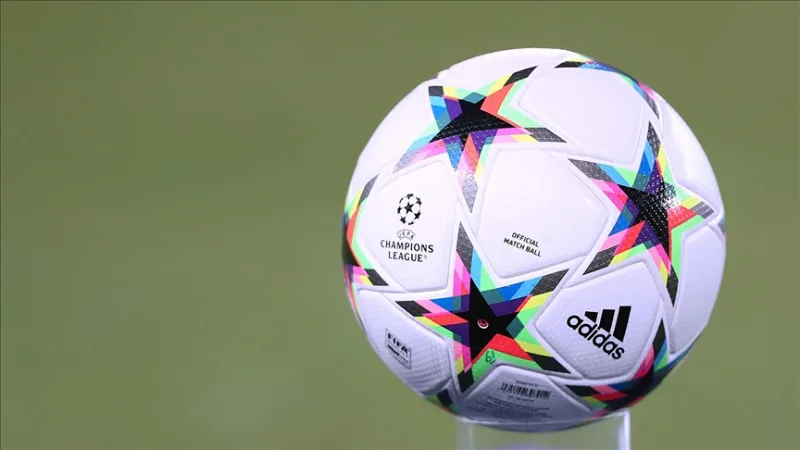 Žádost klubů Premier League o rozšíření kádru nebyla UEFA schválena