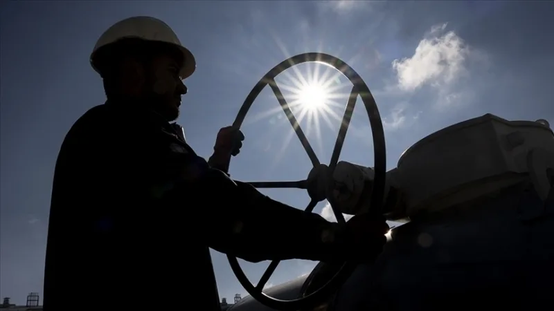 Blokáda v Hormuzském průlivu přenesla energetickou krizi do samého srdce Evropy