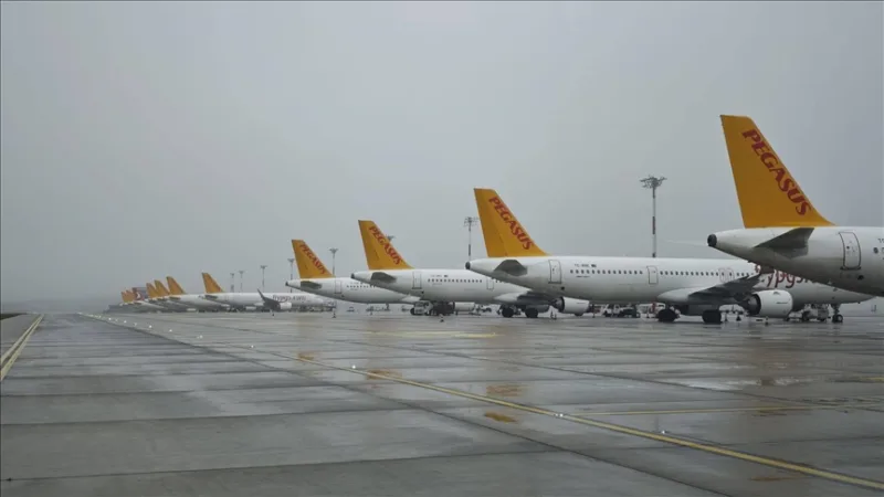 Авиакомпания Pegasus отменила 76 рейсов в обоих направлениях из-за неблагоприятных погодных условий