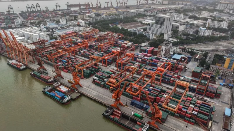 Kiinan ulkomaankauppaylijäämä laski viimeisten 13 kuukauden alimmalle tasolle