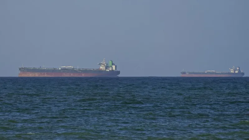 Ein unter pakistanischer Flagge fahrender Tanker mit Rohöl aus den Vereinigten Arabischen Emiraten hat die Straße von Hormuz passiert
