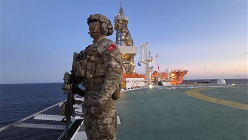 Mehmetçik blijft de Turkse schepen in Somali begeleiden en patrouilleren