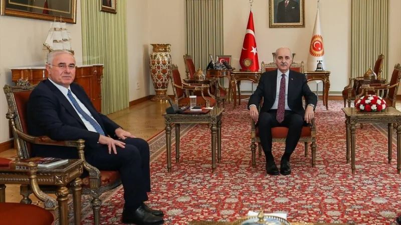 Turkijos Didžiosios Nacionalinės Asamblėjos pirmininkas Kurtulmuş priėmė vyriausiąjį ombudsmeną Akarca