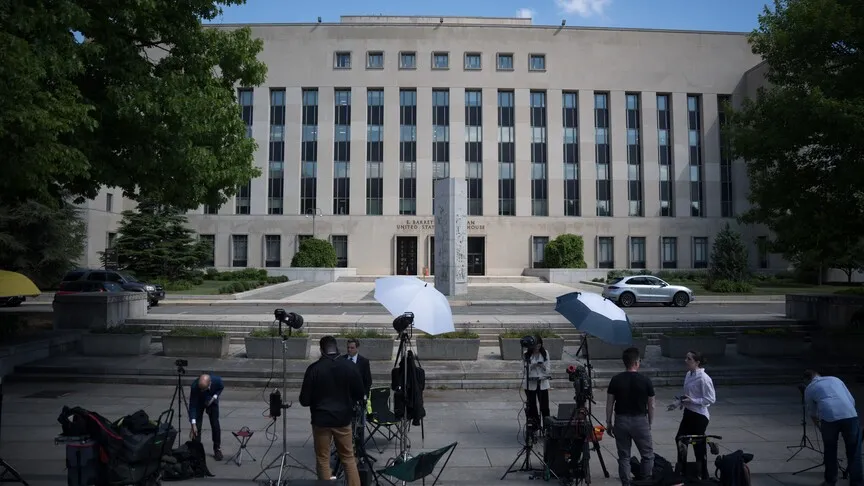 Le suspect de la fusillade survenue lors du dîner auquel participait Trump sera jugé pour « tentative d'assassinat du président américain »