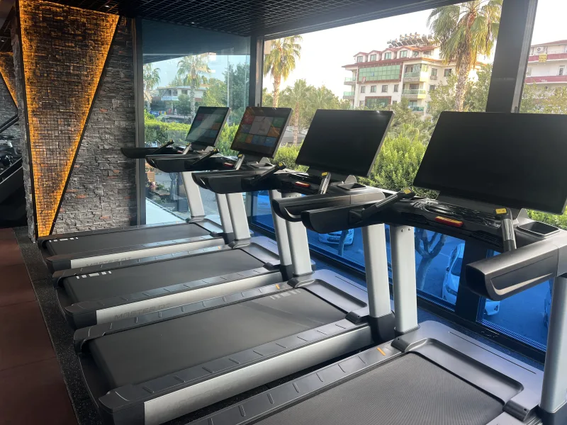Black Bull Pro GYM — Tělocvična v Alanyi: Online objednávka, ceny a recenze