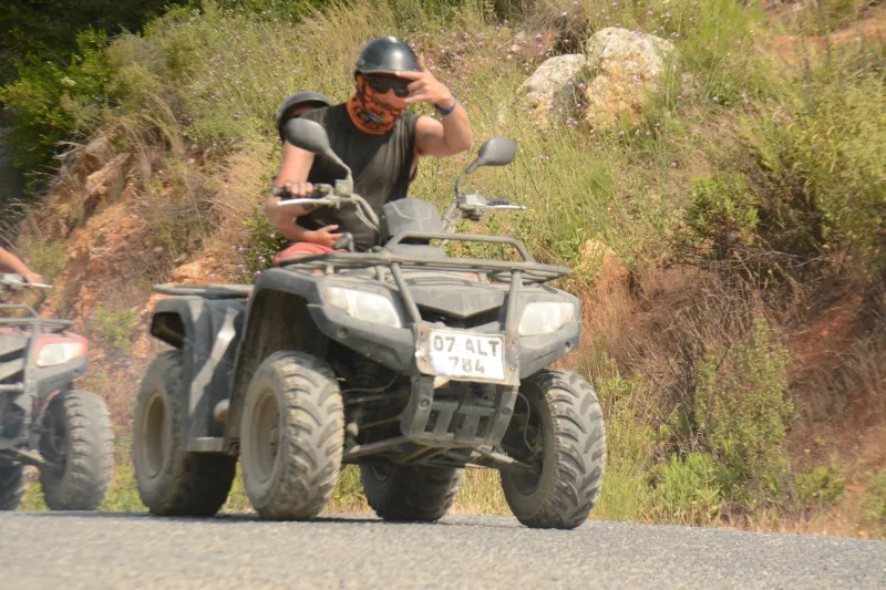 ATV-safari Tauruse mägedes