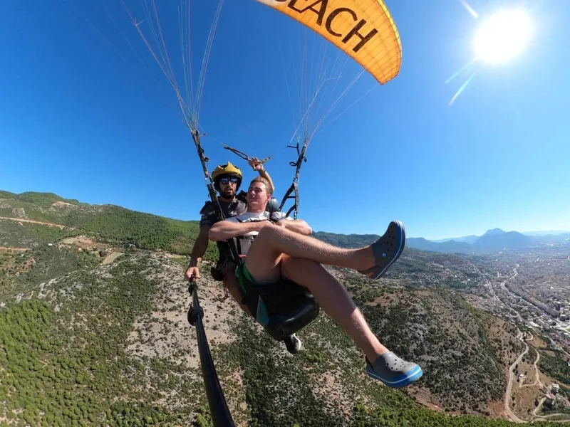 Langevarjuhüpped Tandemiga Alanya kohal